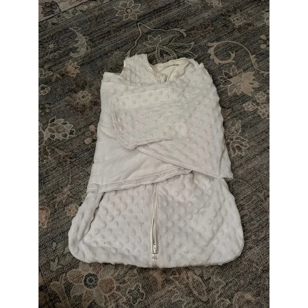 Halo Sleepsack Swaddle Fleece Plushy Dot